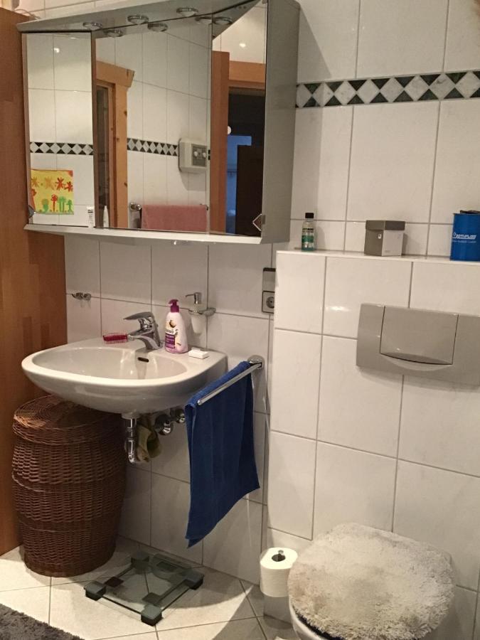 Gemuetliches Zimmer In Winningen Mit Garten-, Kuechennutzung Und Schnellem Wifi מראה חיצוני תמונה